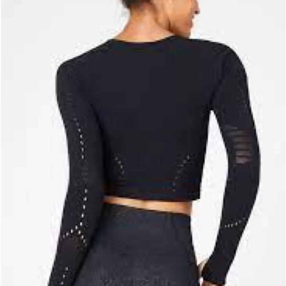 Fabletics black Sarah Sculpknit long sleeve top